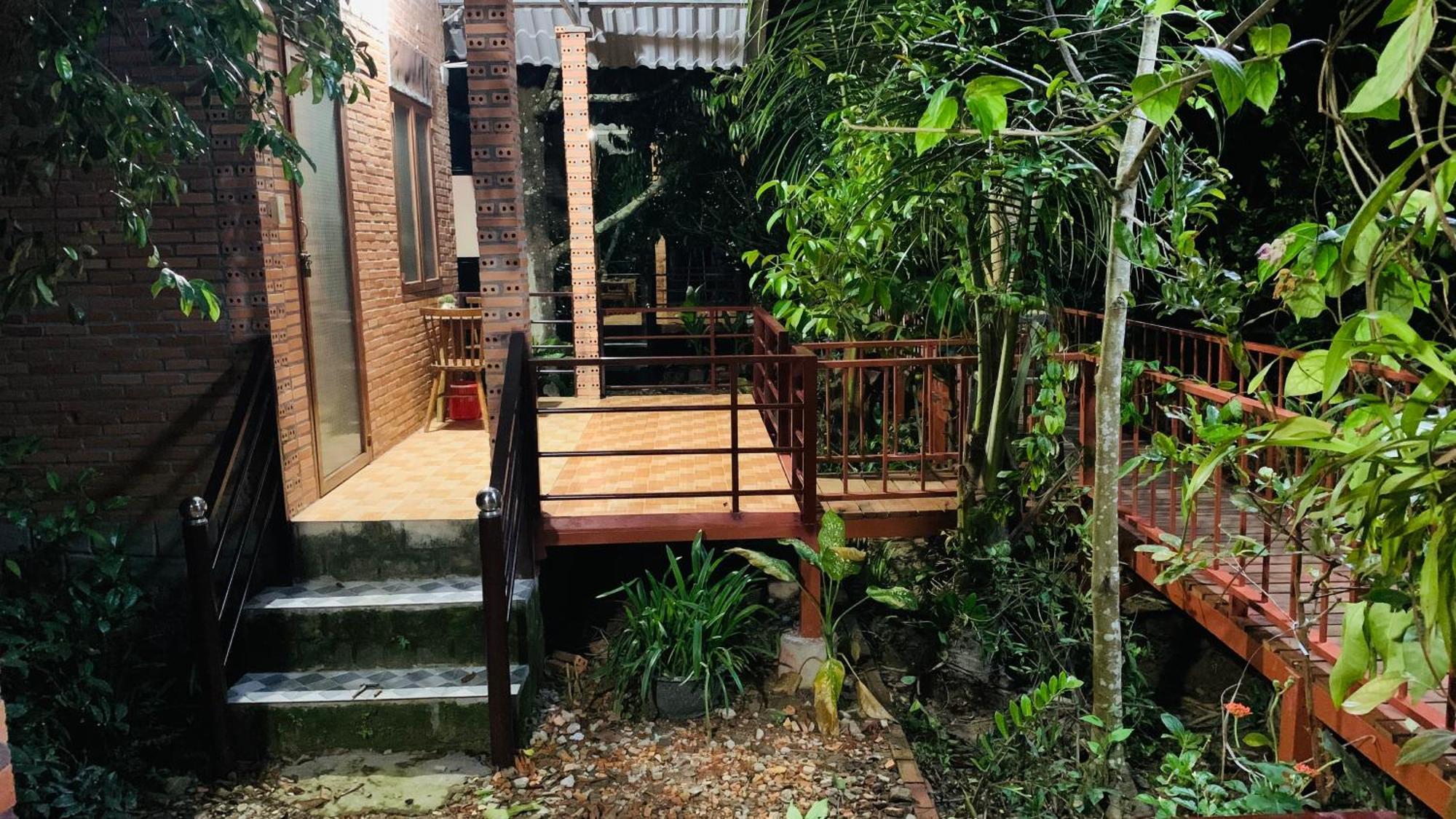 Gibbon Singing Home Stay Quan Tom ภายนอก รูปภาพ